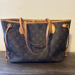 Louis Vuitton PM Monogram Canvas & Leather Neverfull Tote Bag (Price Firm)